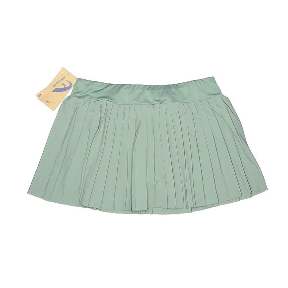 Asics Women's Mini Skirt in Light Gray - Picture 5 of 8